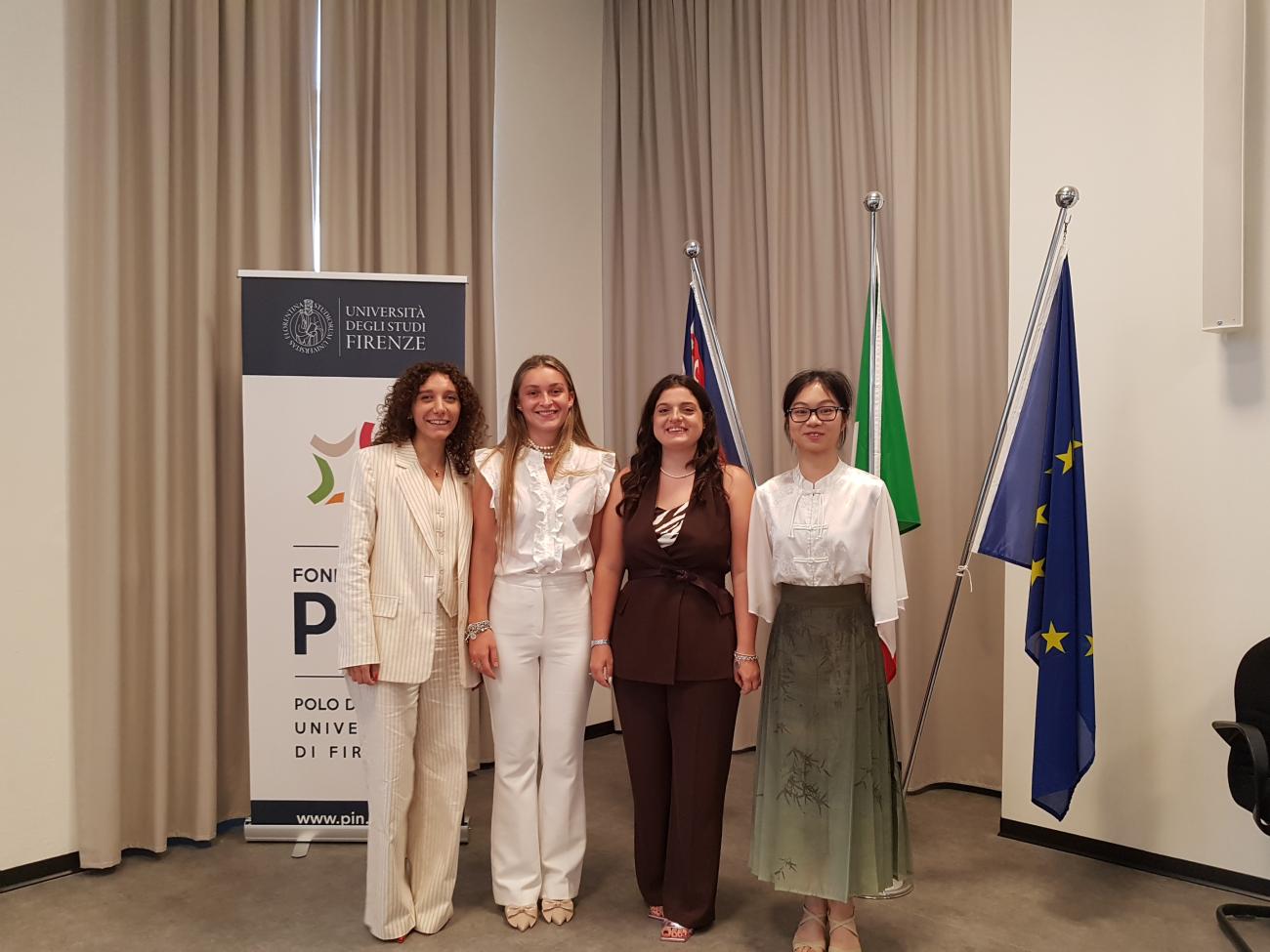 Alcune delle prime laureate in Design, Tessile e Moda