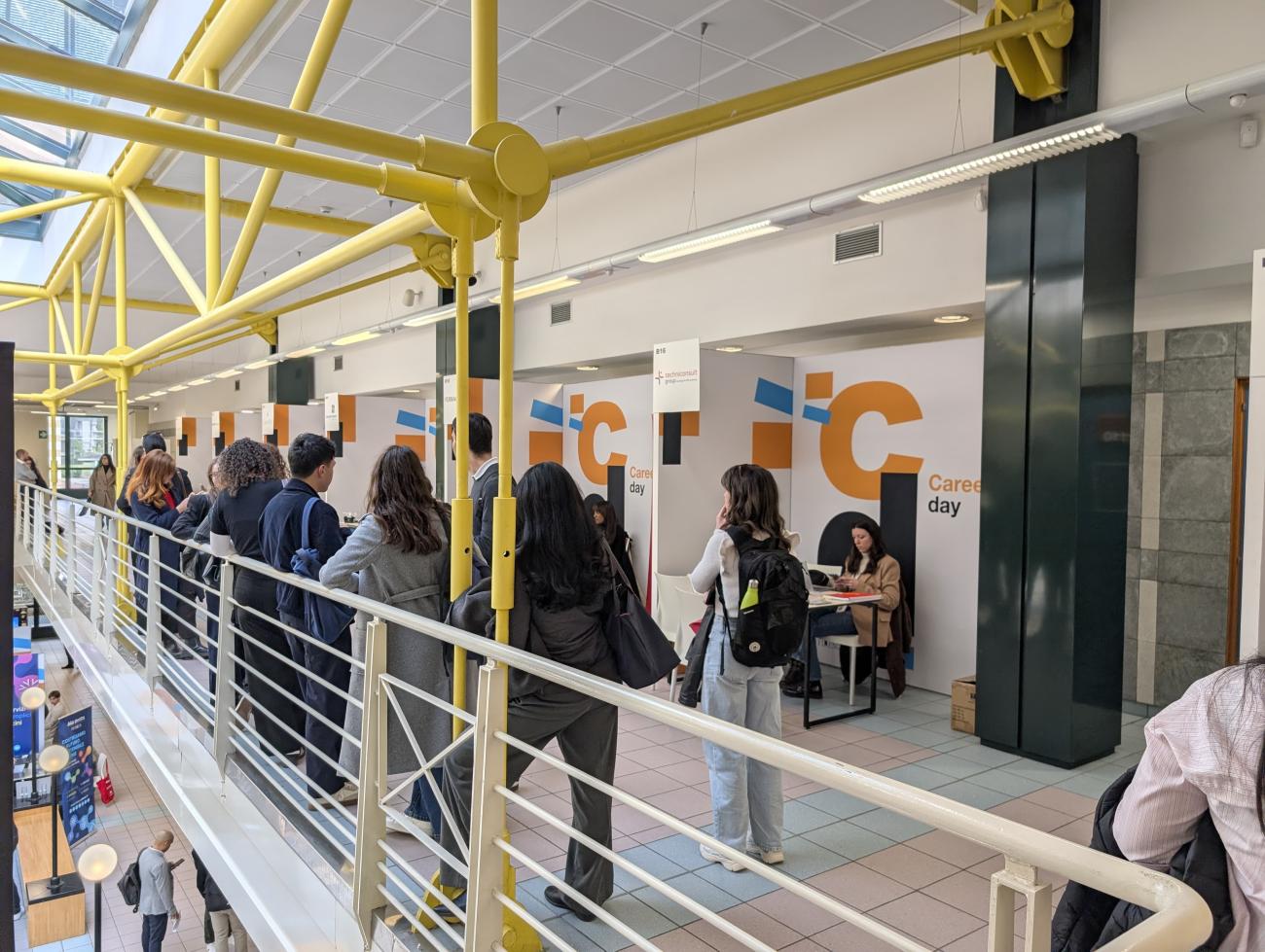 Alcuni studenti che hanno partecipato al Career Day Unifi 