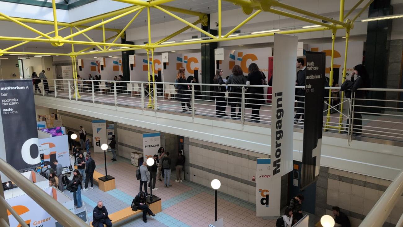 Alcuni studenti che hanno partecipato al Career Day Unifi 