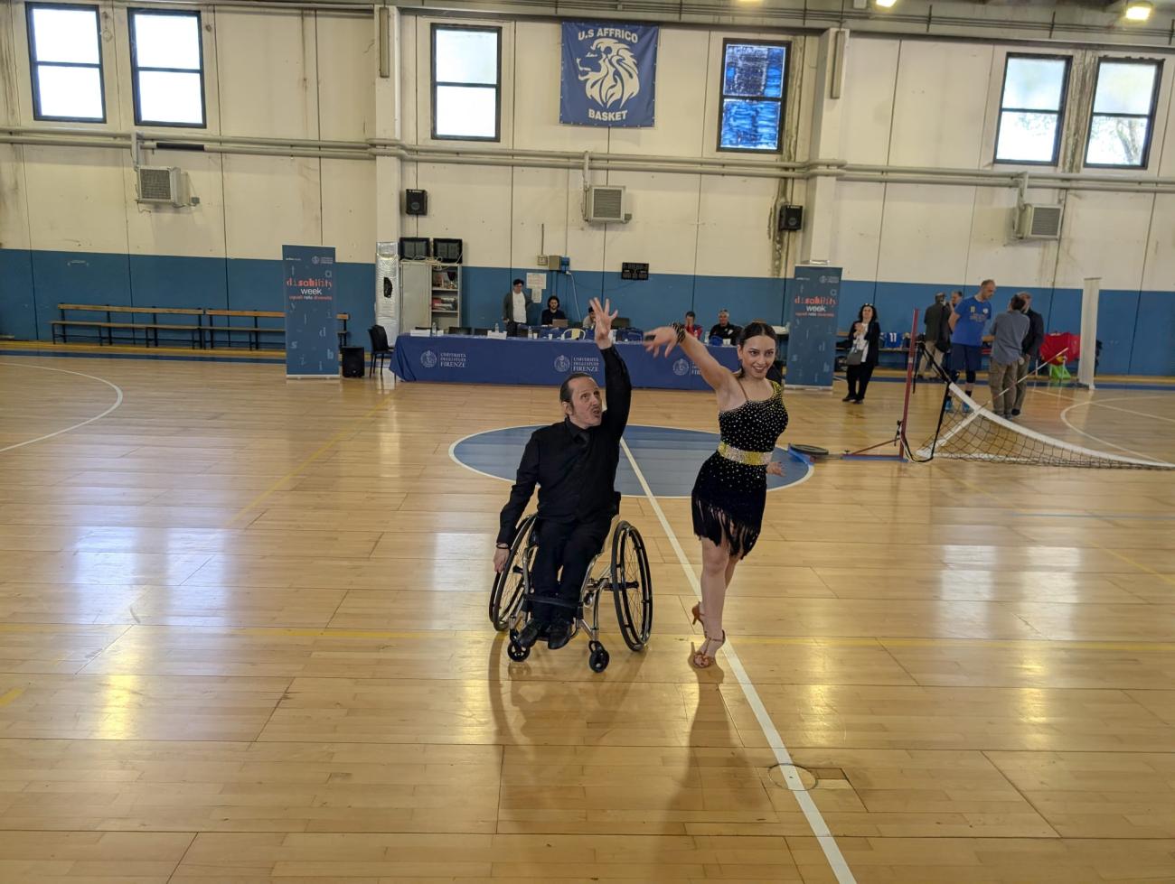 Gli atleti di danza sportiva paralimpica wheelchair Leila Elderiny ed Emilio Bargiacchi
