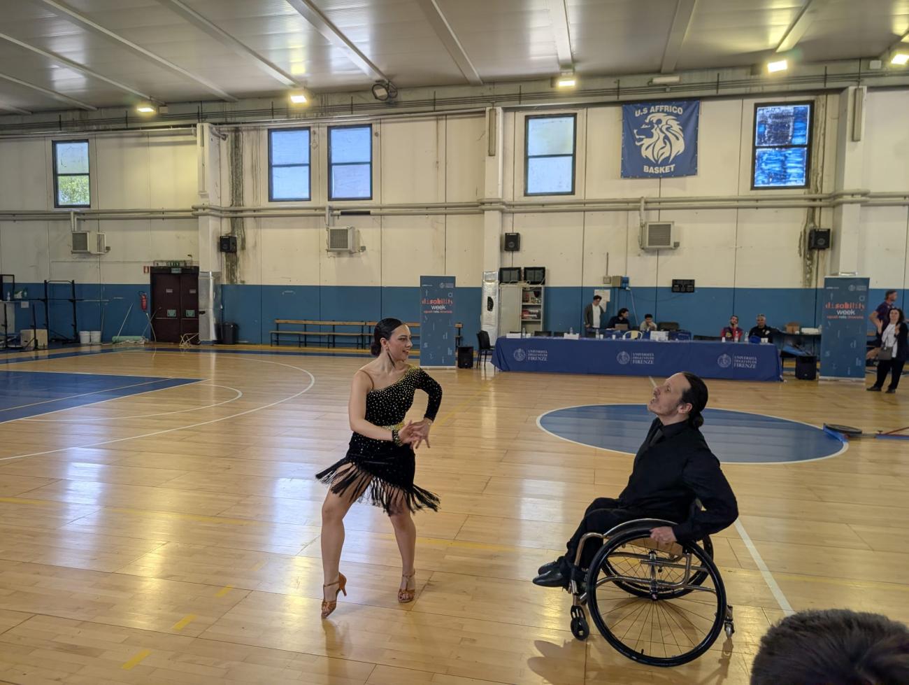 Gli atleti di danza sportiva paralimpica wheelchair Leila Elderiny ed Emilio Bargiacchi