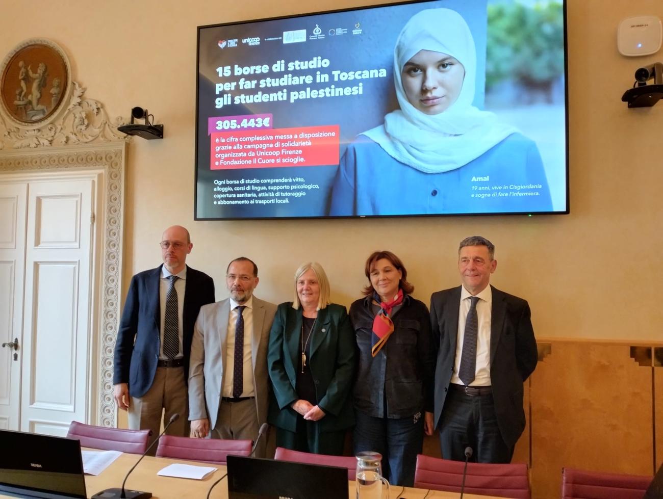 Da sinistra: Marco Salvatori, Izzedin Elzir, Alessandra Petrucci, Daniela Mori e Damiano Bettoni