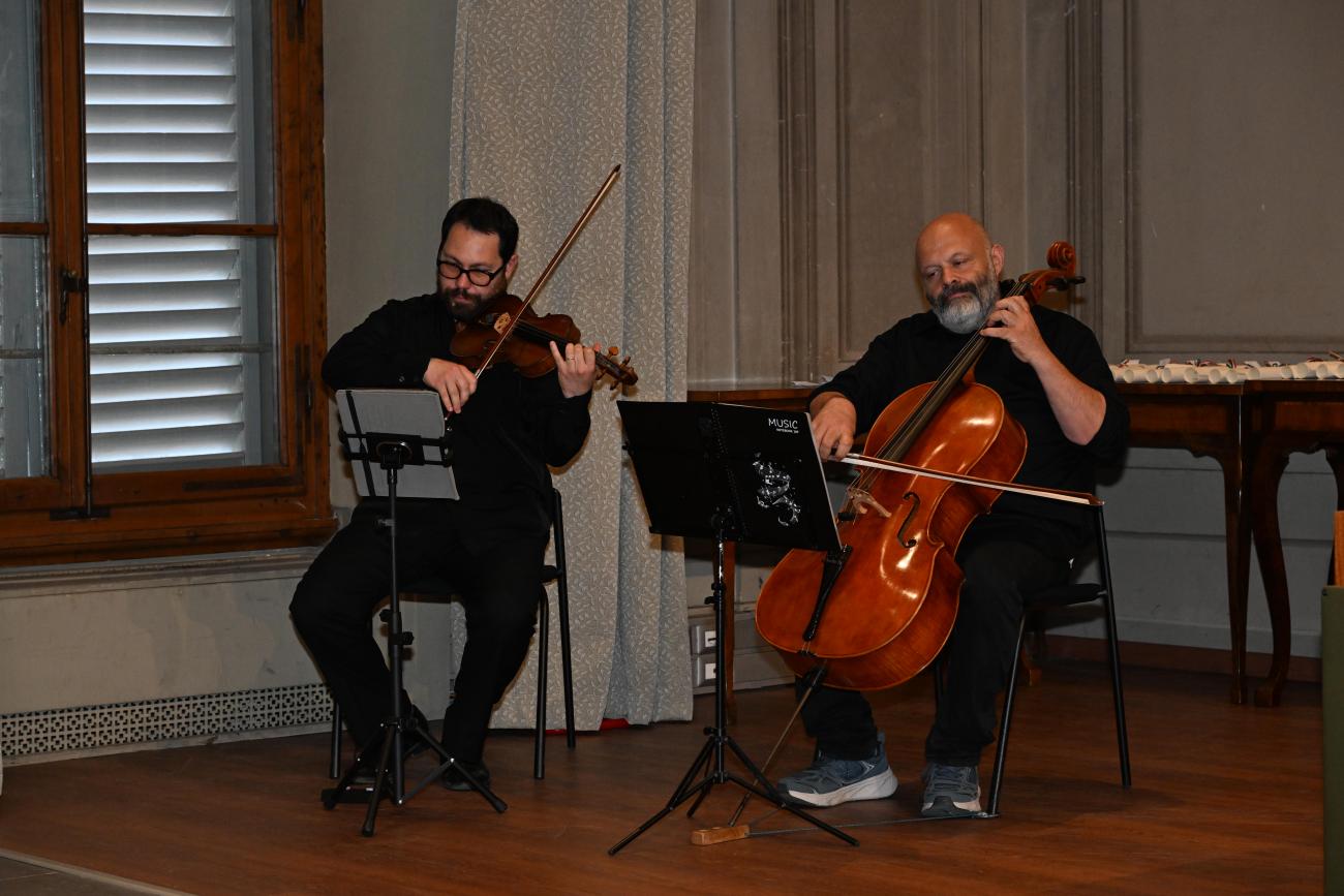 Gabriele Centorbi al violino e Samuele Ciattini al violoncello