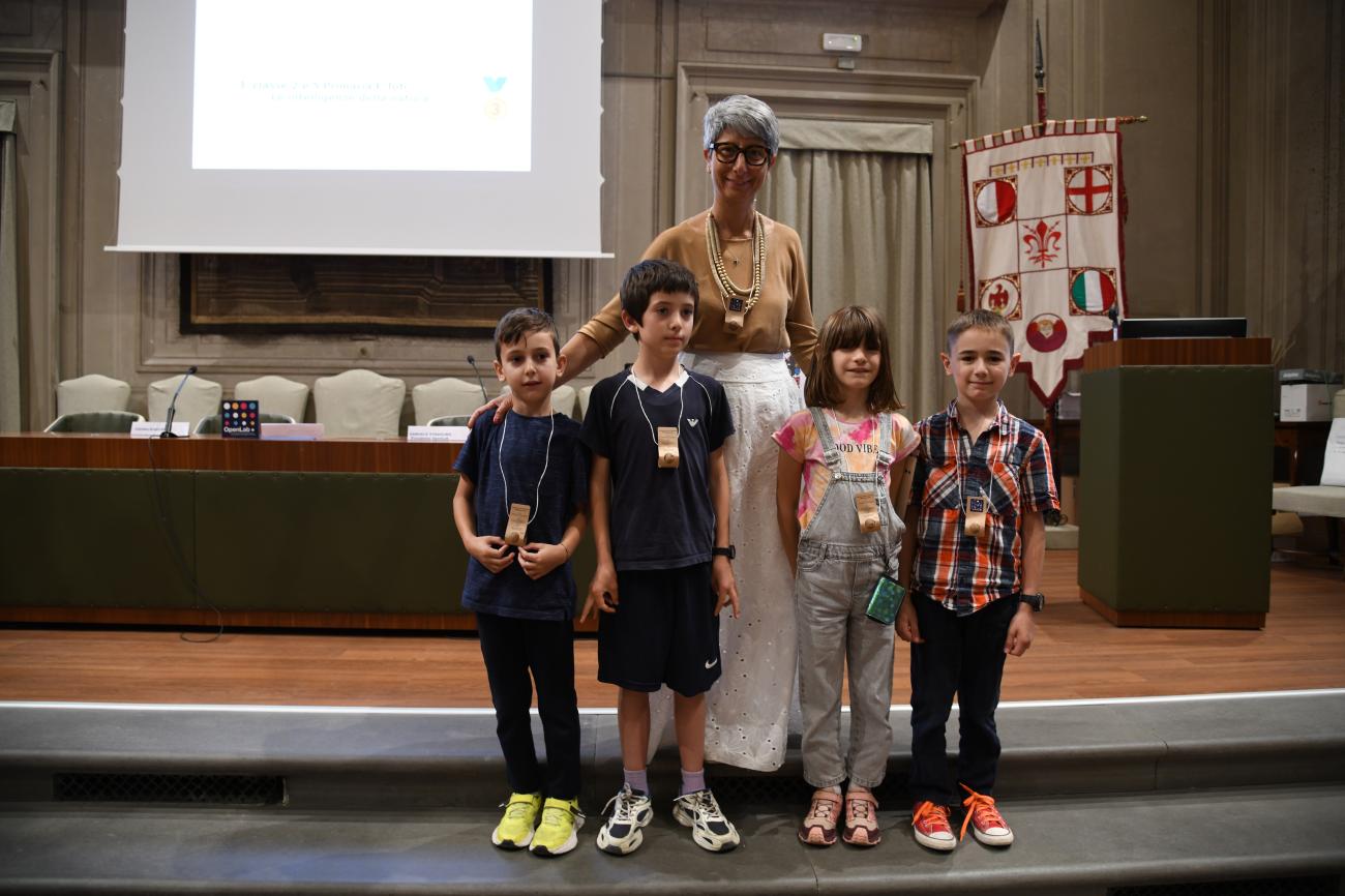 Le classi seconda e quinta della Toti Scandicci