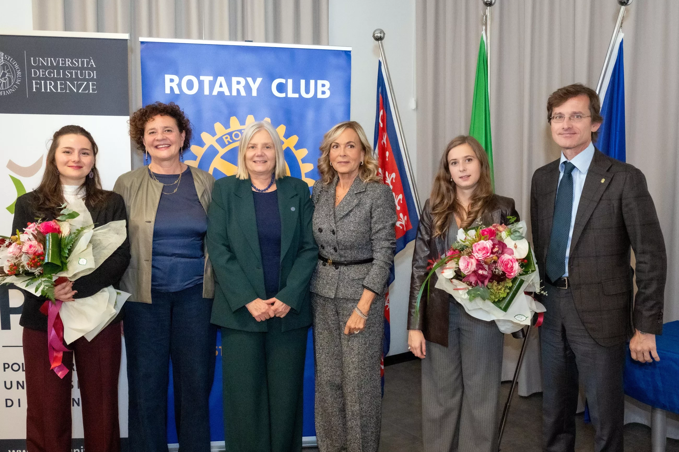 In foto, da sinistra: Martina Marradi, Daniela Toccafondi, Alessandra Petrucci, ​Beatrice Bardazzi, Eleonora Ristori e ​Lorenzo Guarducci
