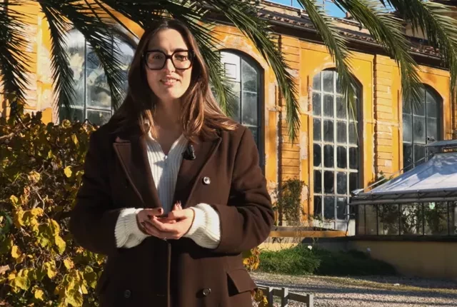 ragazza all'Orto Botanico