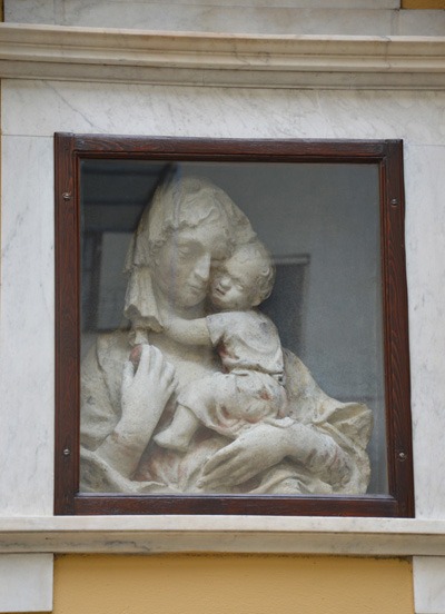 La Madonna con il Bambino dopo il restauro